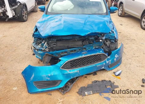 2017 Ford Focus Se z USA, uszkodzony, nr VIN 1FADP3F23HL220837